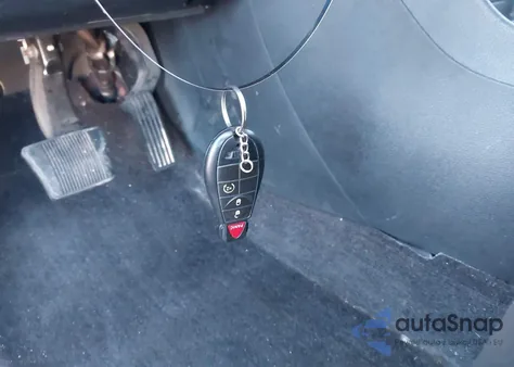 2016 Jeep Cherokee Latitude из США, поврежденный, VIN 1C4PJMCS1GW296914